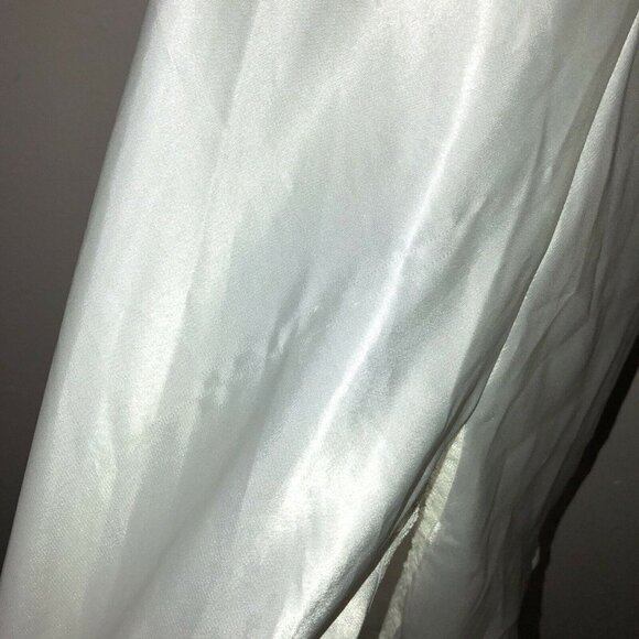 VICTORIA’S SECRET Ivory Satin Embroidered Lace Baby Doll Slip Y2K Sz M - Picture 8 of 13